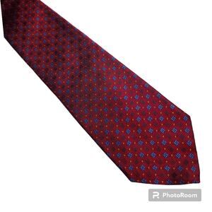 Brooks Brothers 346 Stain Resistant red blue square silk tie